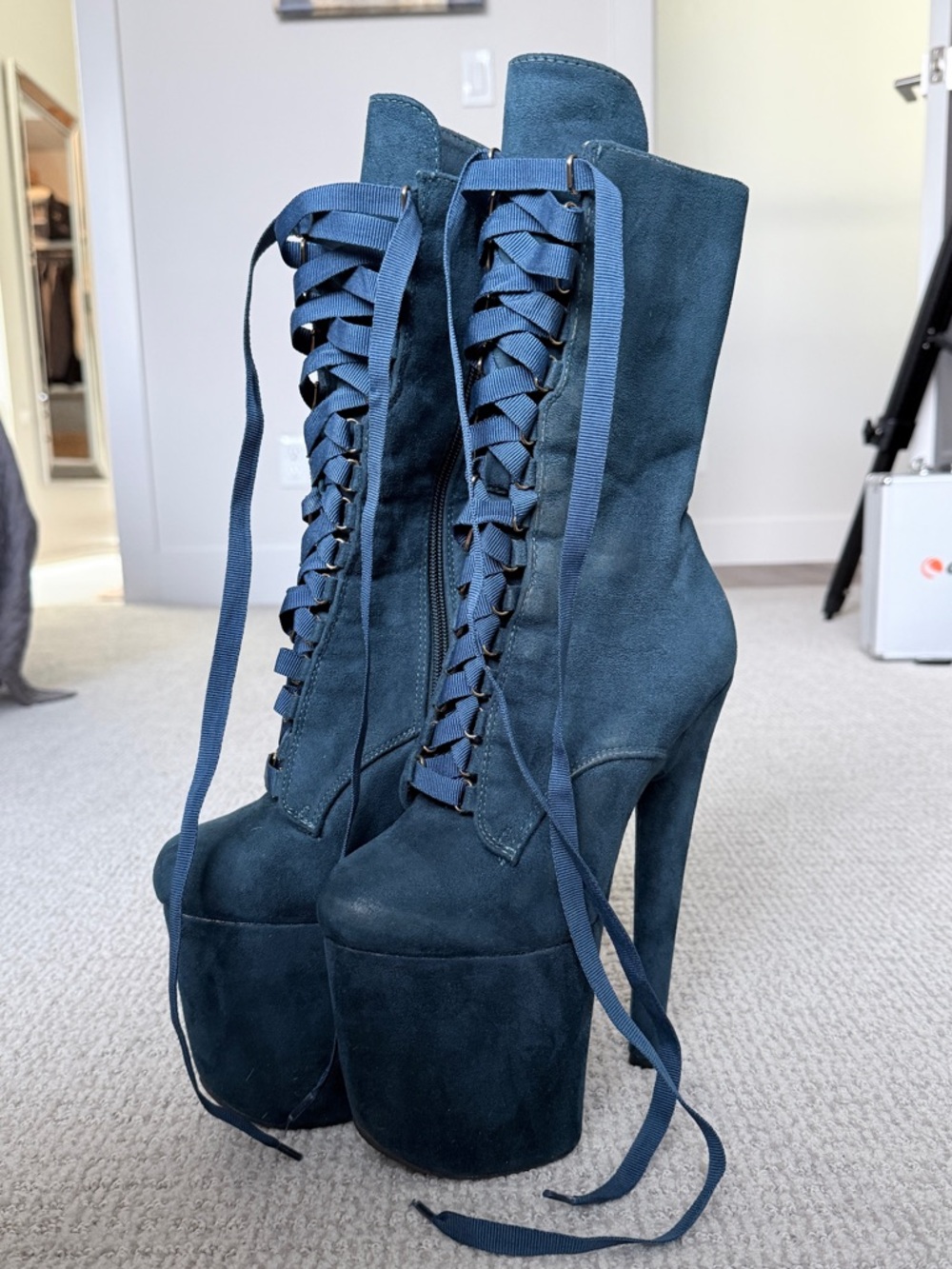 Hella Heels Babydoll Size 6